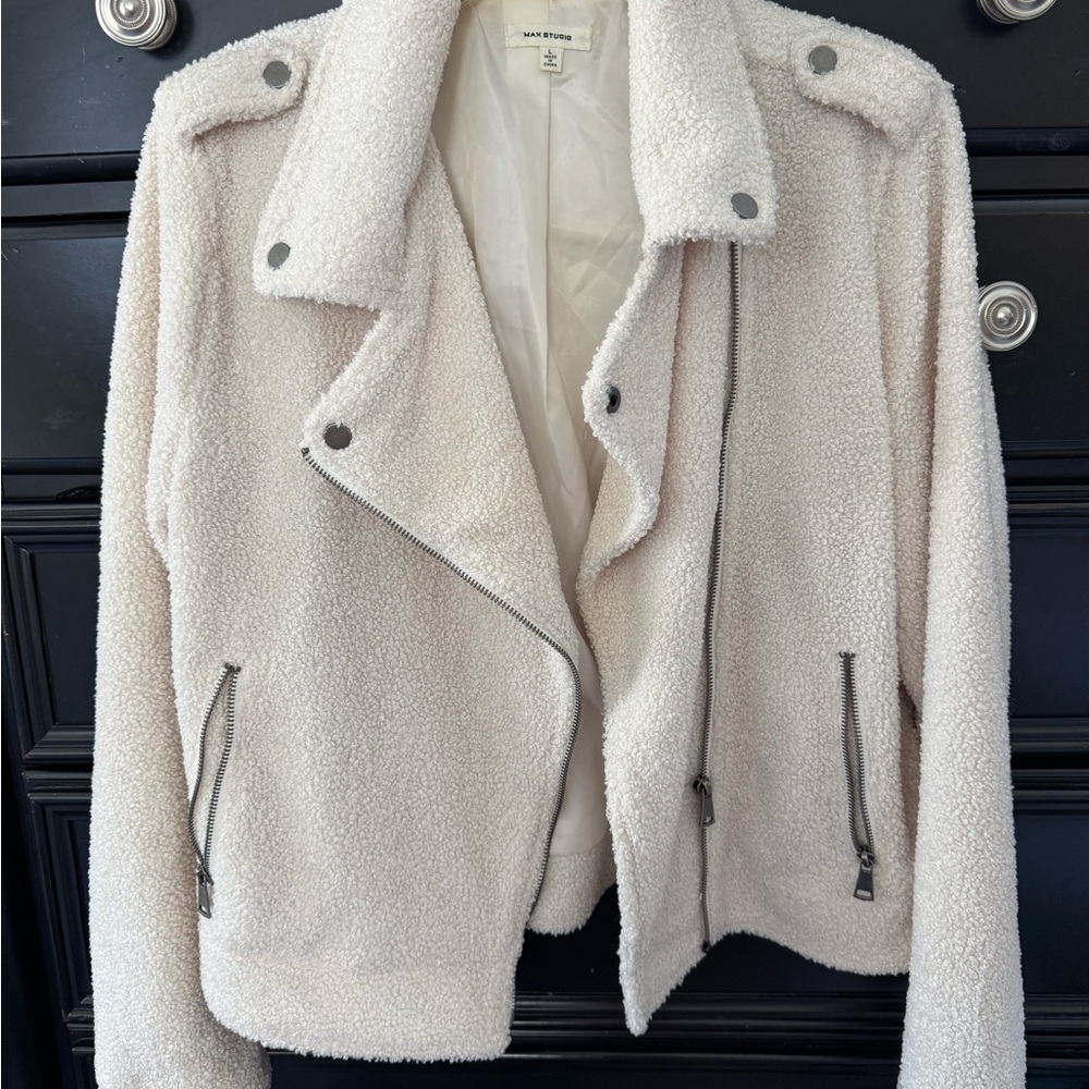 Max Studio Cream Teddy Jacket Relaxed Fit